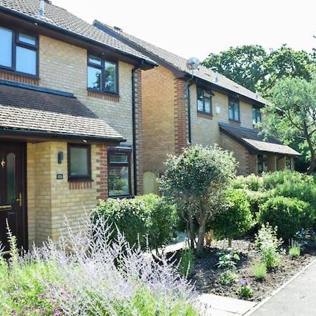 Beautiful 3 Bed Home In The Heart Of New Forest Hordle Экстерьер фото