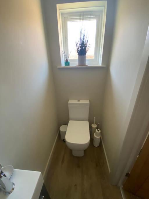 Beautiful 3 Bed Home In The Heart Of New Forest Hordle Экстерьер фото