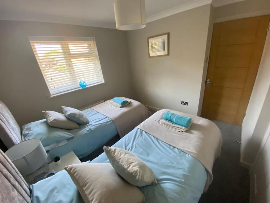 Beautiful 3 Bed Home In The Heart Of New Forest Hordle Экстерьер фото