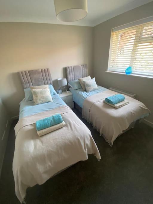 Beautiful 3 Bed Home In The Heart Of New Forest Hordle Экстерьер фото